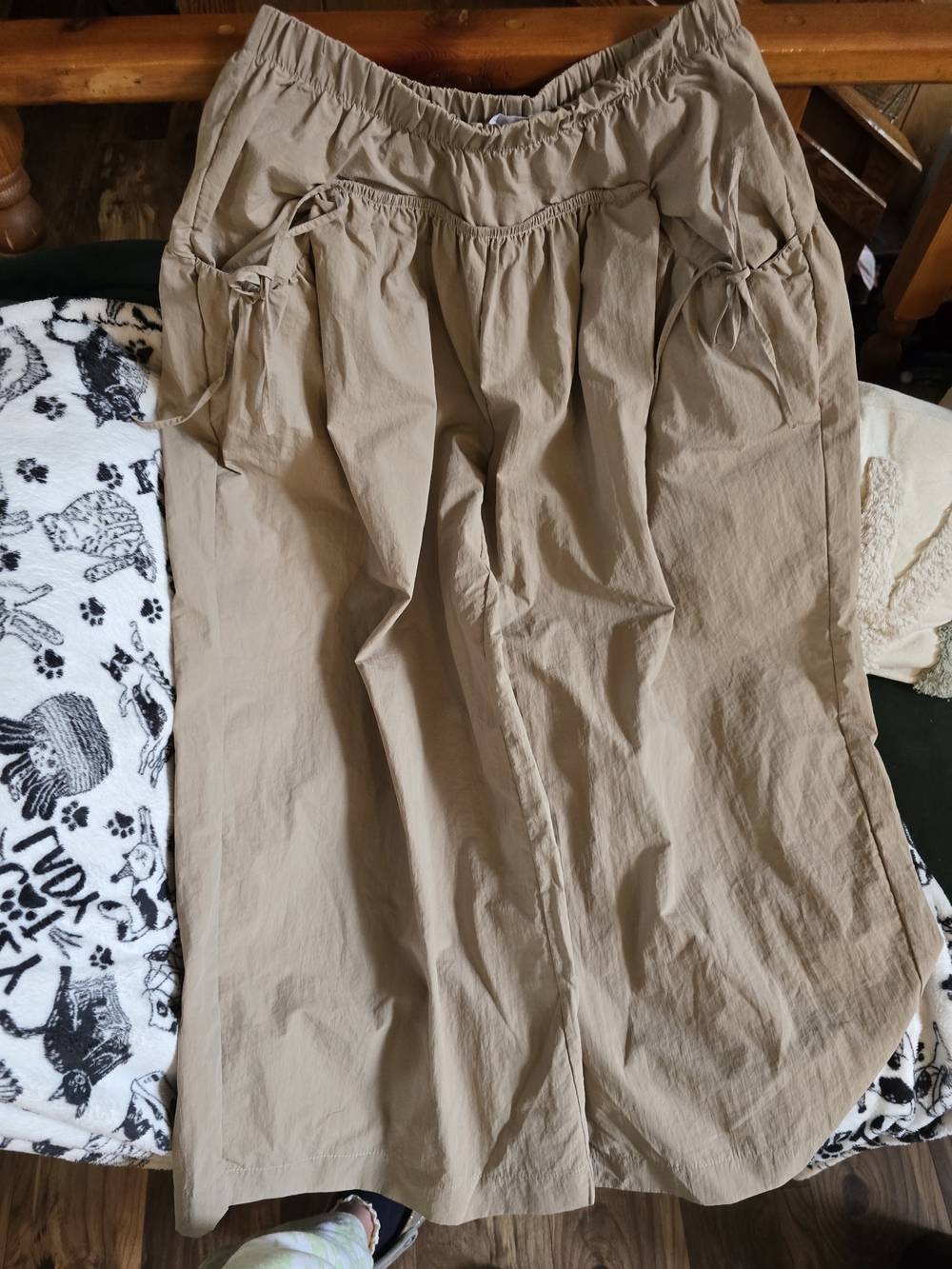 Source Unknown Wide-Leg Drawstring Waist Khaki Pants Size M